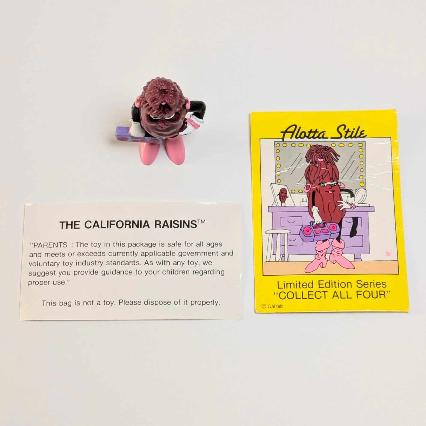 ☆ VINTAGE 1991 ☆ 【 California Raisins（カリフォルニアレーズン）】『 Alotta Stile ( アロッタ・スタイル ) / Hardee's / CARD有り 』 ハーディーズ ミールトイシリーズ / PVC フィギュア ビンテージトイ 〚アメリカン雑貨 アメトイ〛