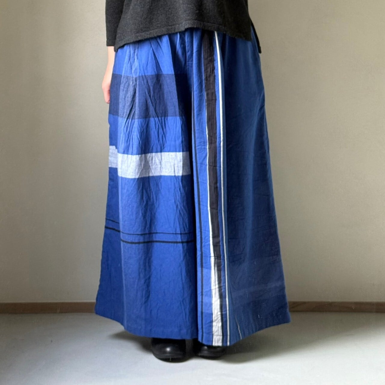 □ tamaki niime 玉木新雌 | 日々花［ Hibika online ］