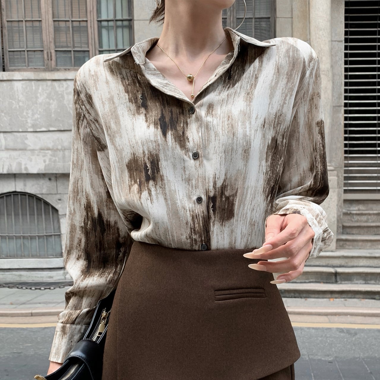 Long Sleeve Hip-Length Shirt L00477