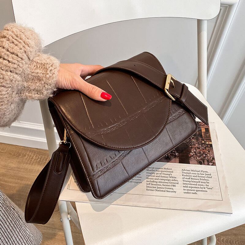 オータムウィンターレッド 秋物 冬物 スクウェア メッセンジャーバッグ Tiancai_Wing_Bag79015359415