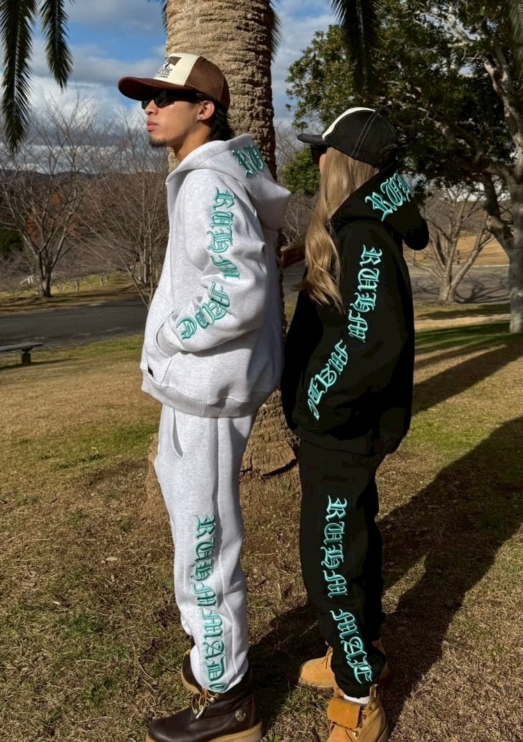 Ruhm3D刺繡ロゴボンディングセットアップ | Ruhm