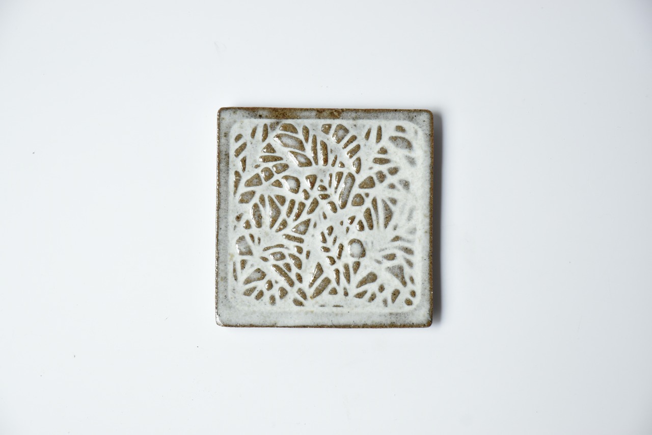 小代瑞穂窯 / 福田るい : 印花 タイル (小) ⑫