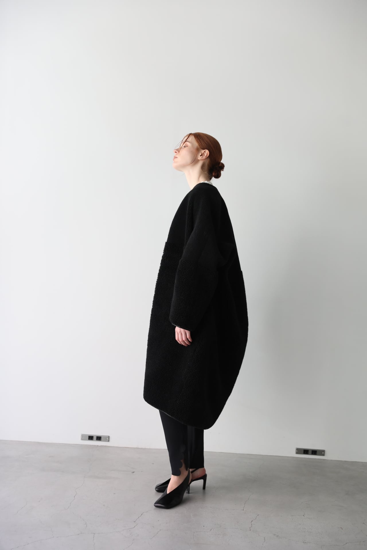 boa cocoon coat (black) | e L L a