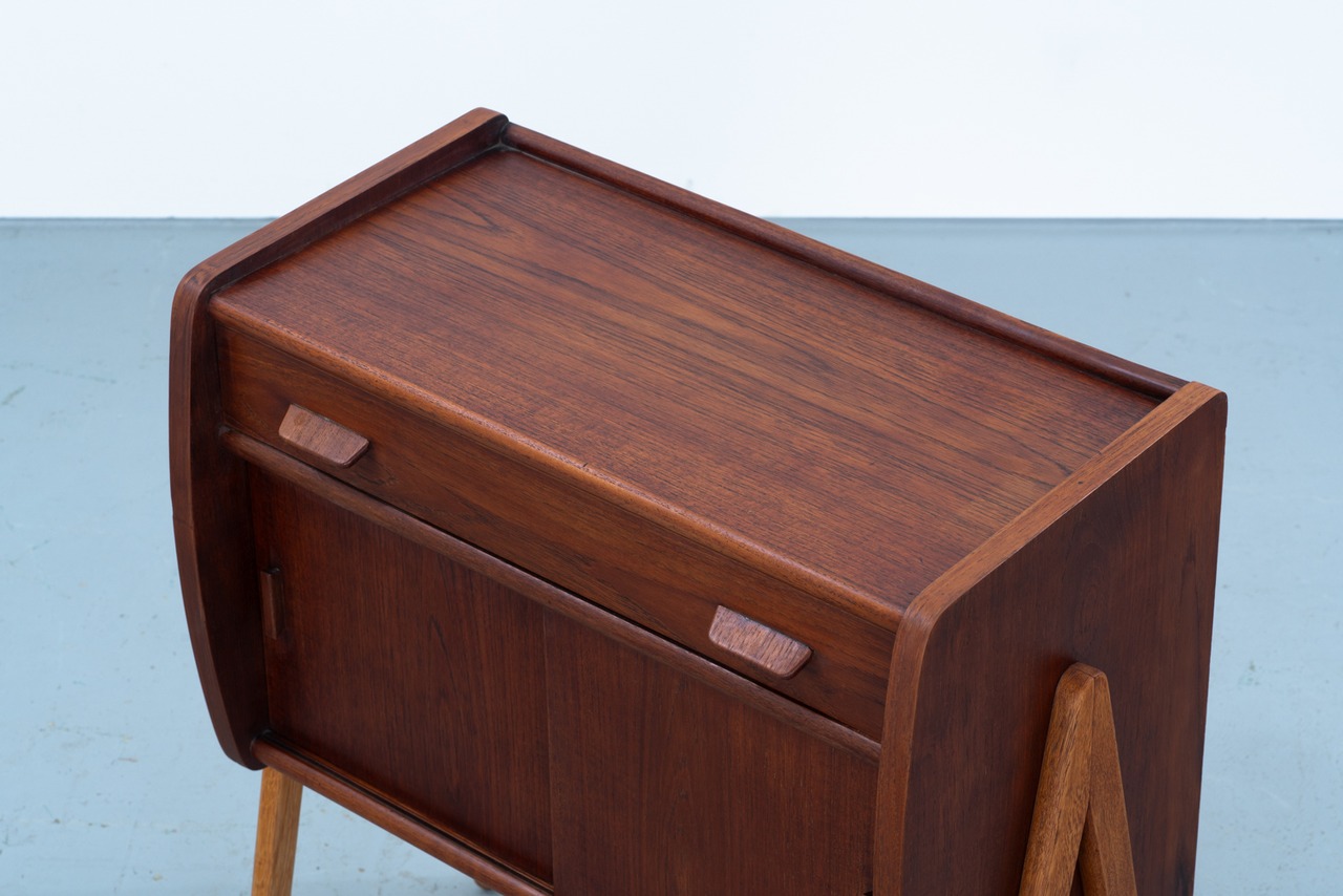 【as it is】Cabinet