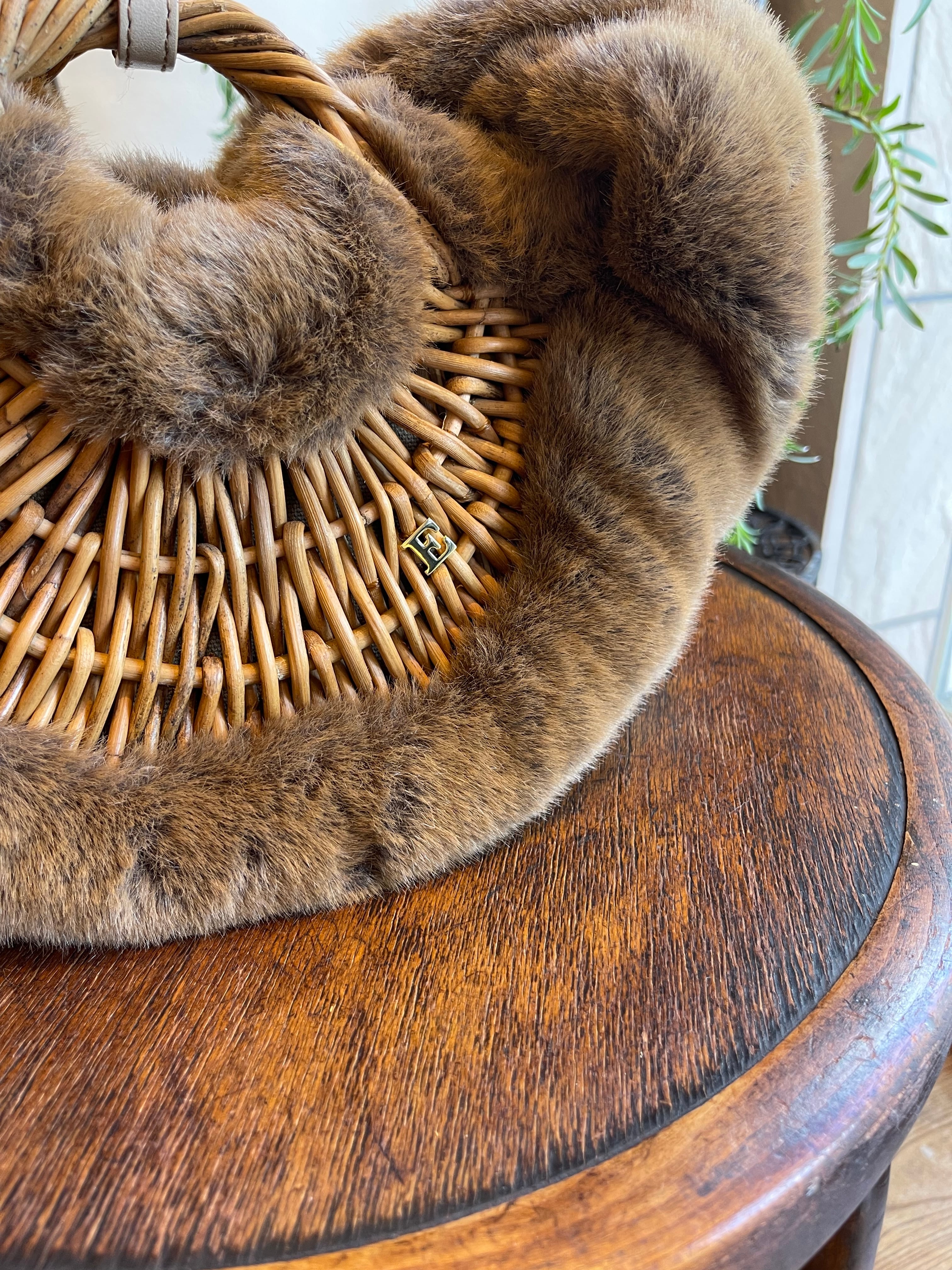 ebagos / 「オッケー デス」 エコファー×紅籐 | anouk