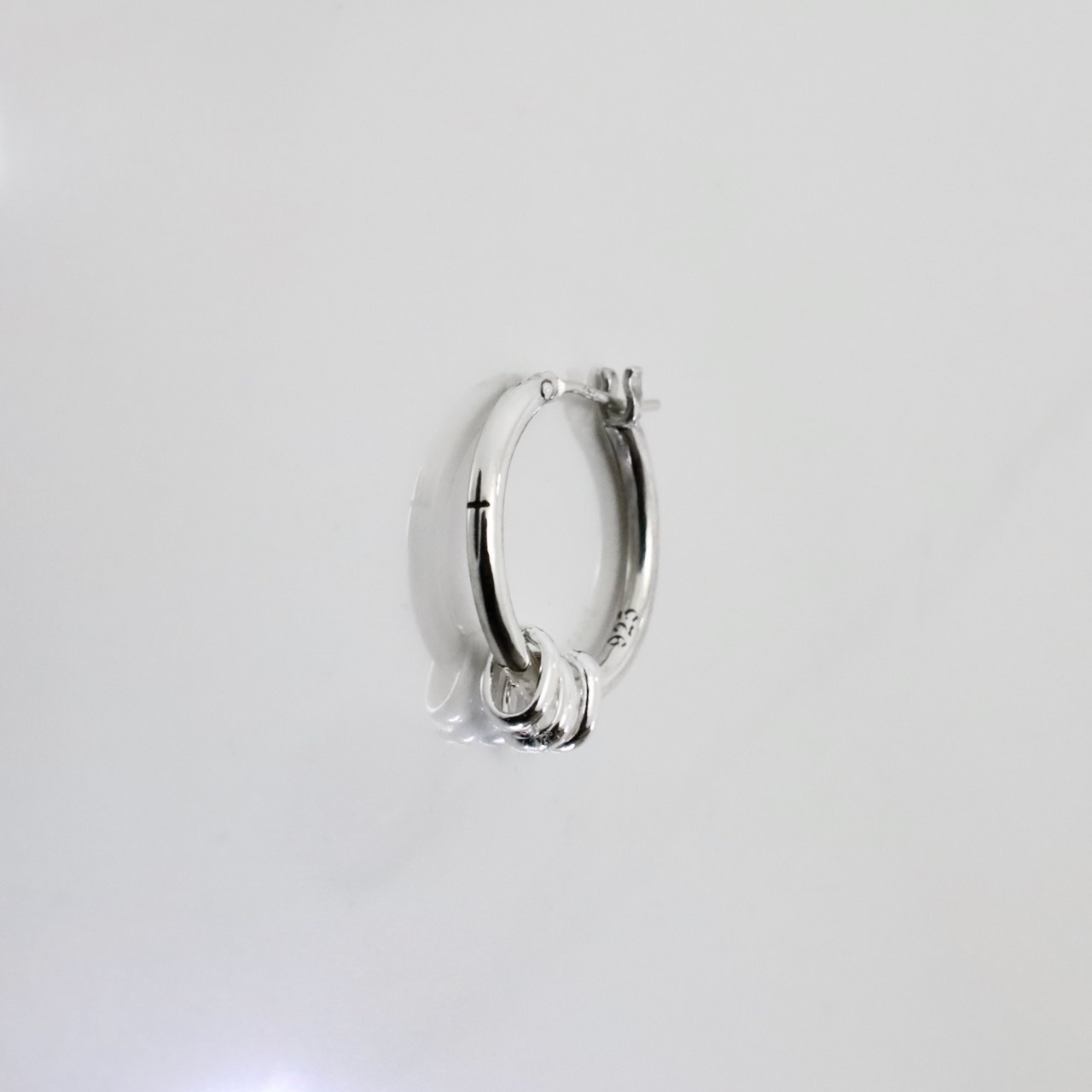 CROSS THIN HOOP [LARGE] with OVAL / クロスシンフープピアス L ウィズ オーバル