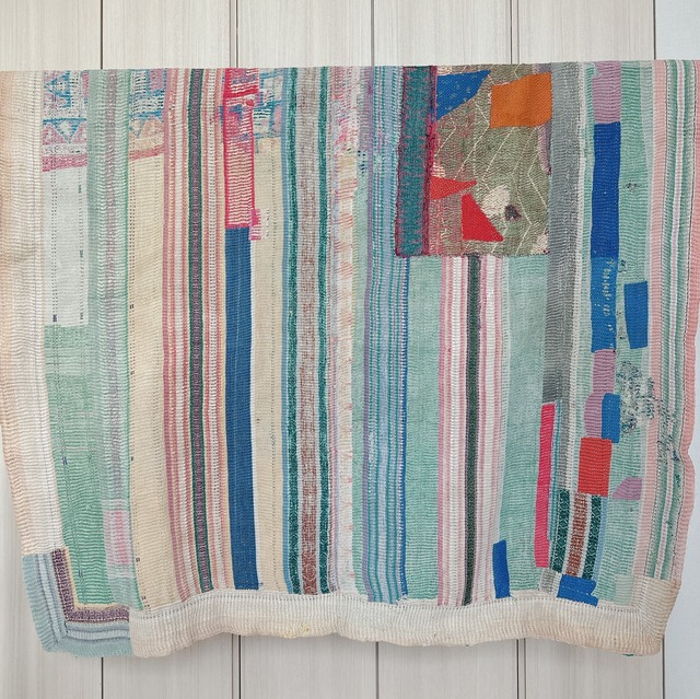 インド ヴィンテージカンタキルト VK007 | 137cm × 187cm