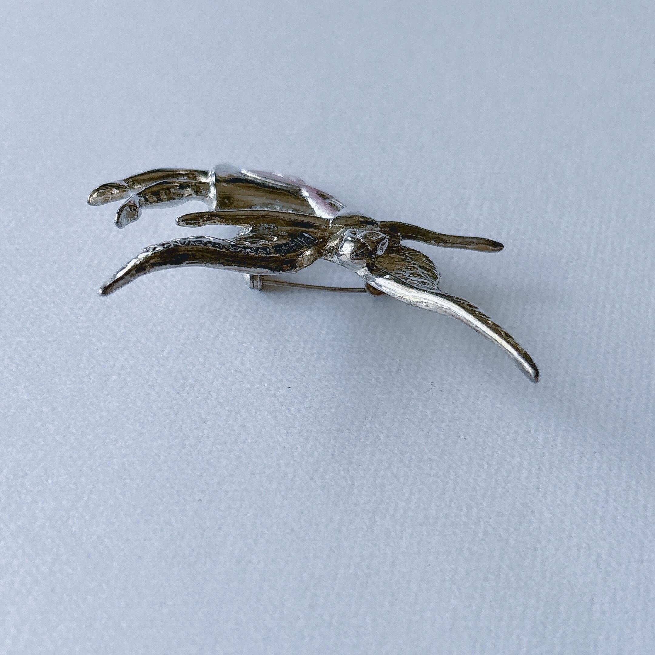 Vintage 90s - 00s silver tone angel pink enamel ribbon brooch