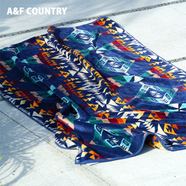 PENDLETON (ﾍﾟﾝﾄﾞﾙﾄﾝ) - OVERSIZED JACQUARD TOWEL Diamond Peak