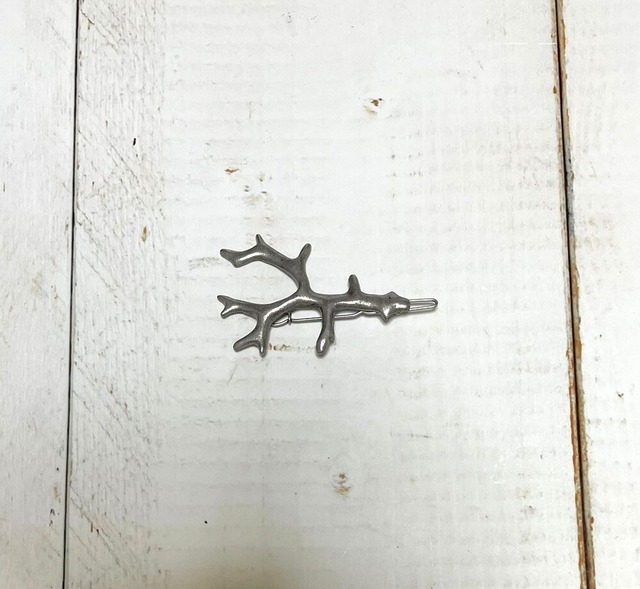 サンゴのヘアピン（アンティークシルバー）