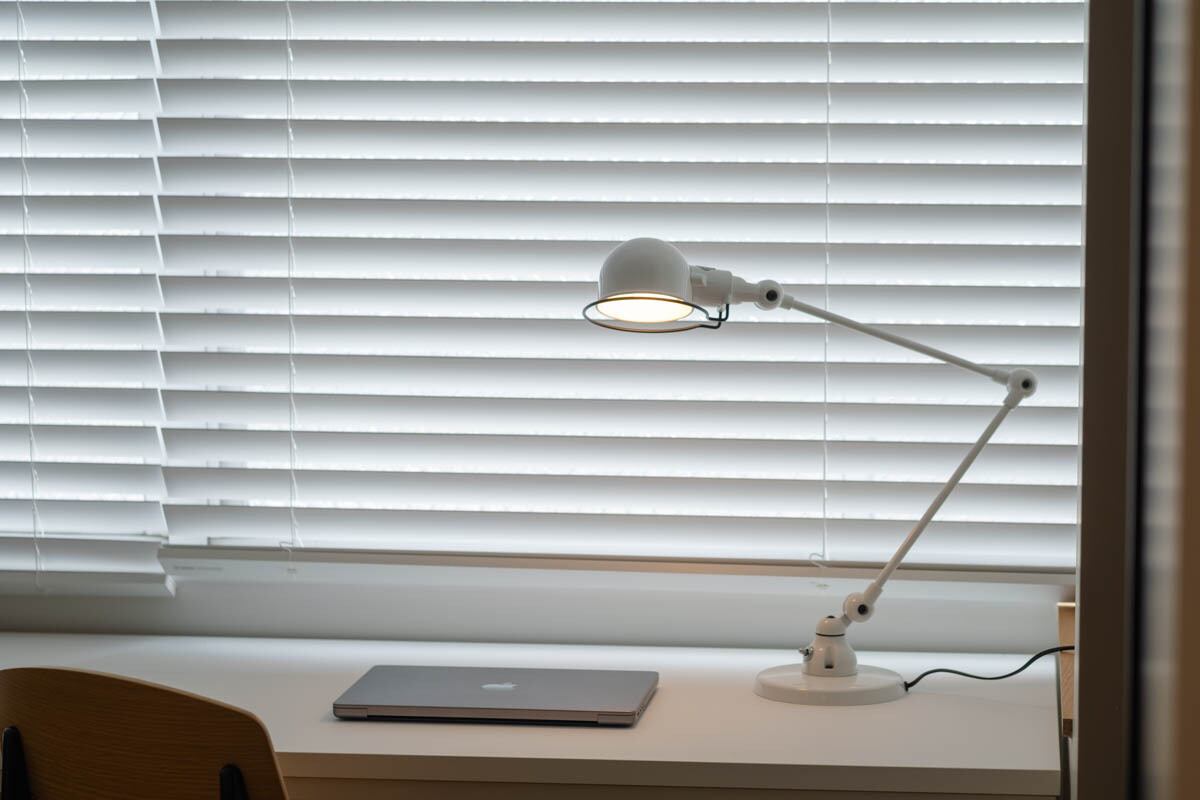 JIELDE/ 333 SIGNAL DESK LAMP_WHITE | KUHONJI GENERAL STORE ( 9GS )