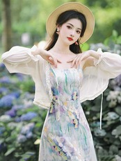 【0001】Flower Long Short Sleeve Dress