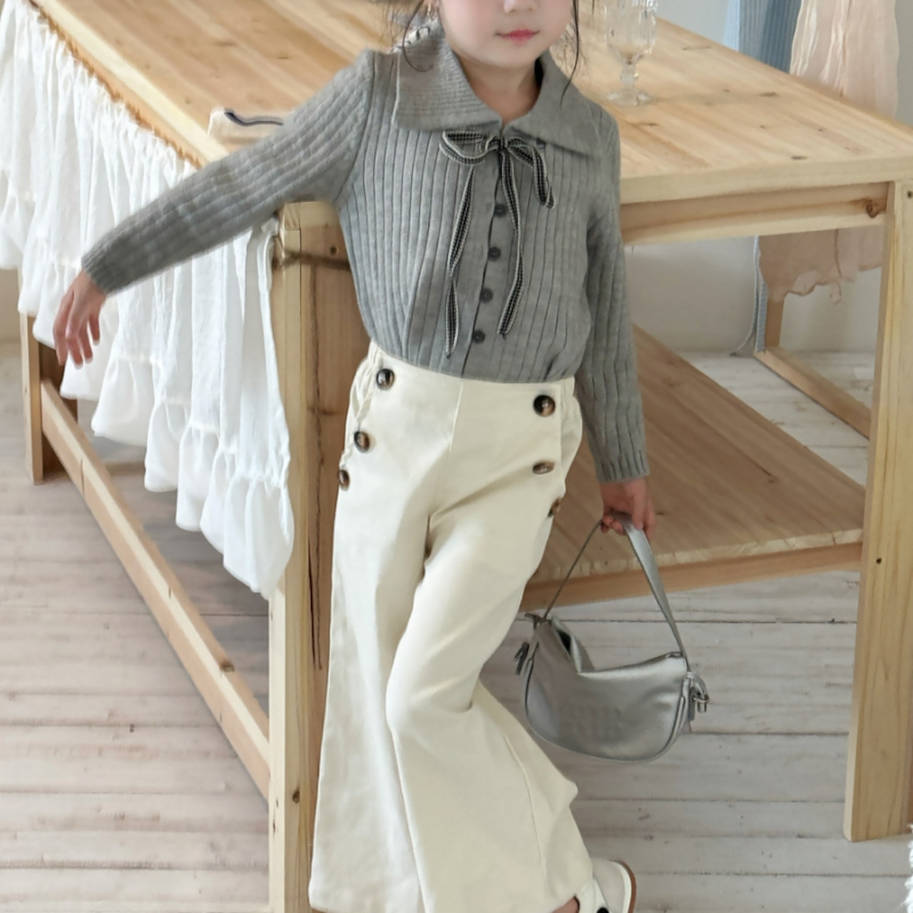 秋リボン付きリブカーディガン