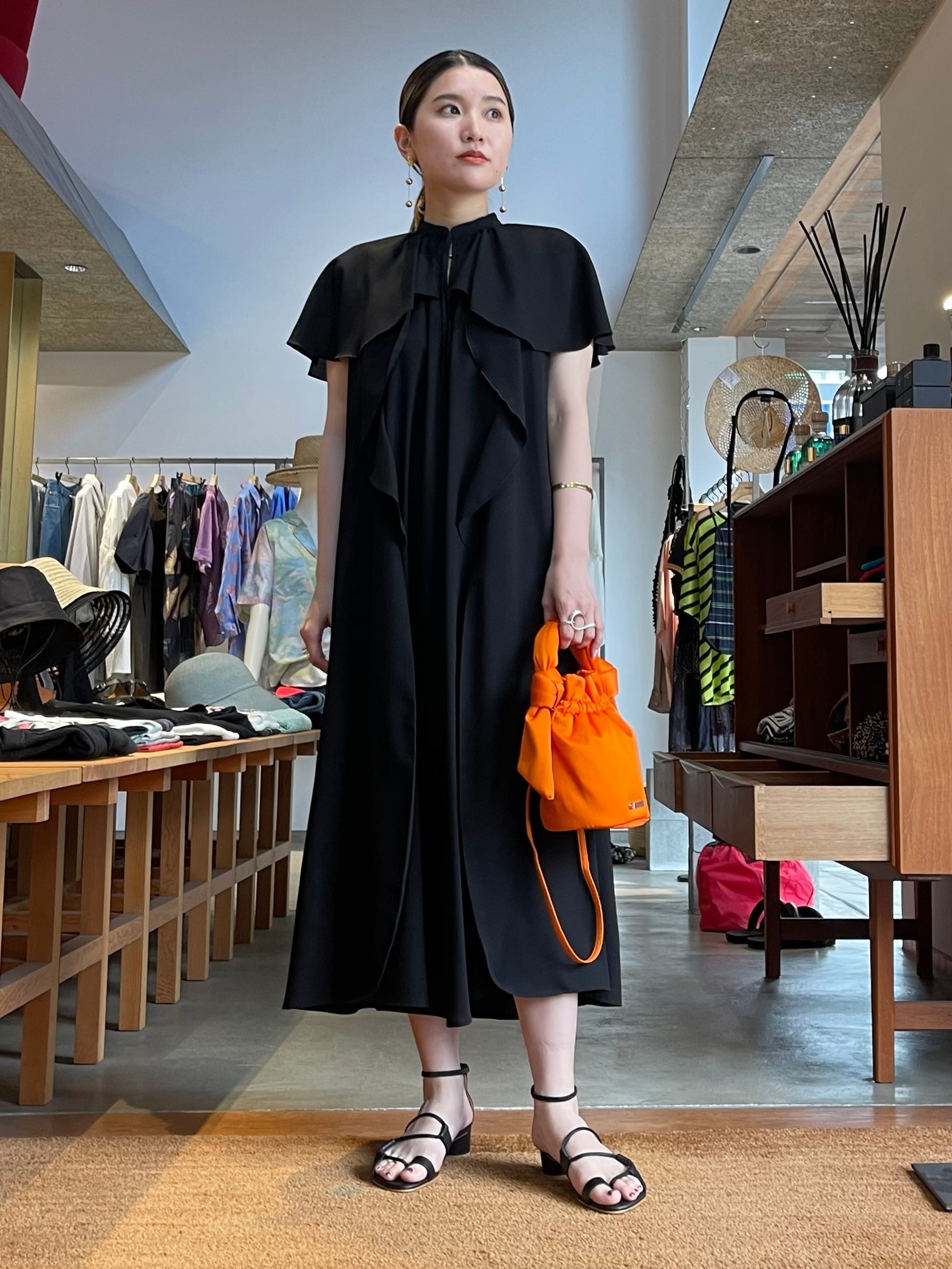 ENFOLD エンフォルド / PE LIGHT GEORGETTE CAPE-SLEEVE DRESS | TRENT  
