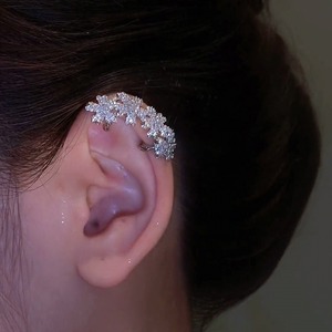 flowers bijou ear clip＜a1389＞