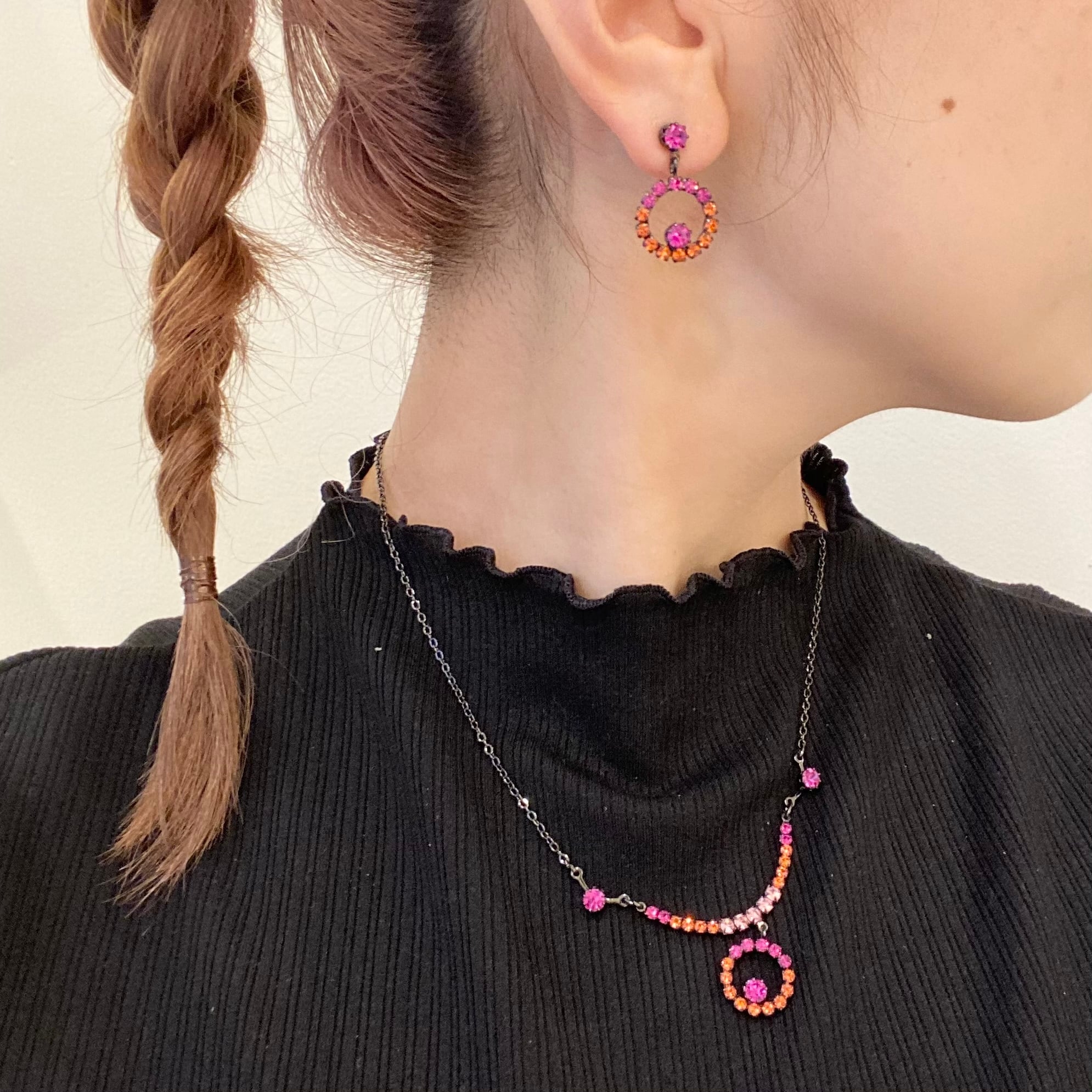 クリスマスローズ SWAROVSKI vintage オーストリア製 ネックレス