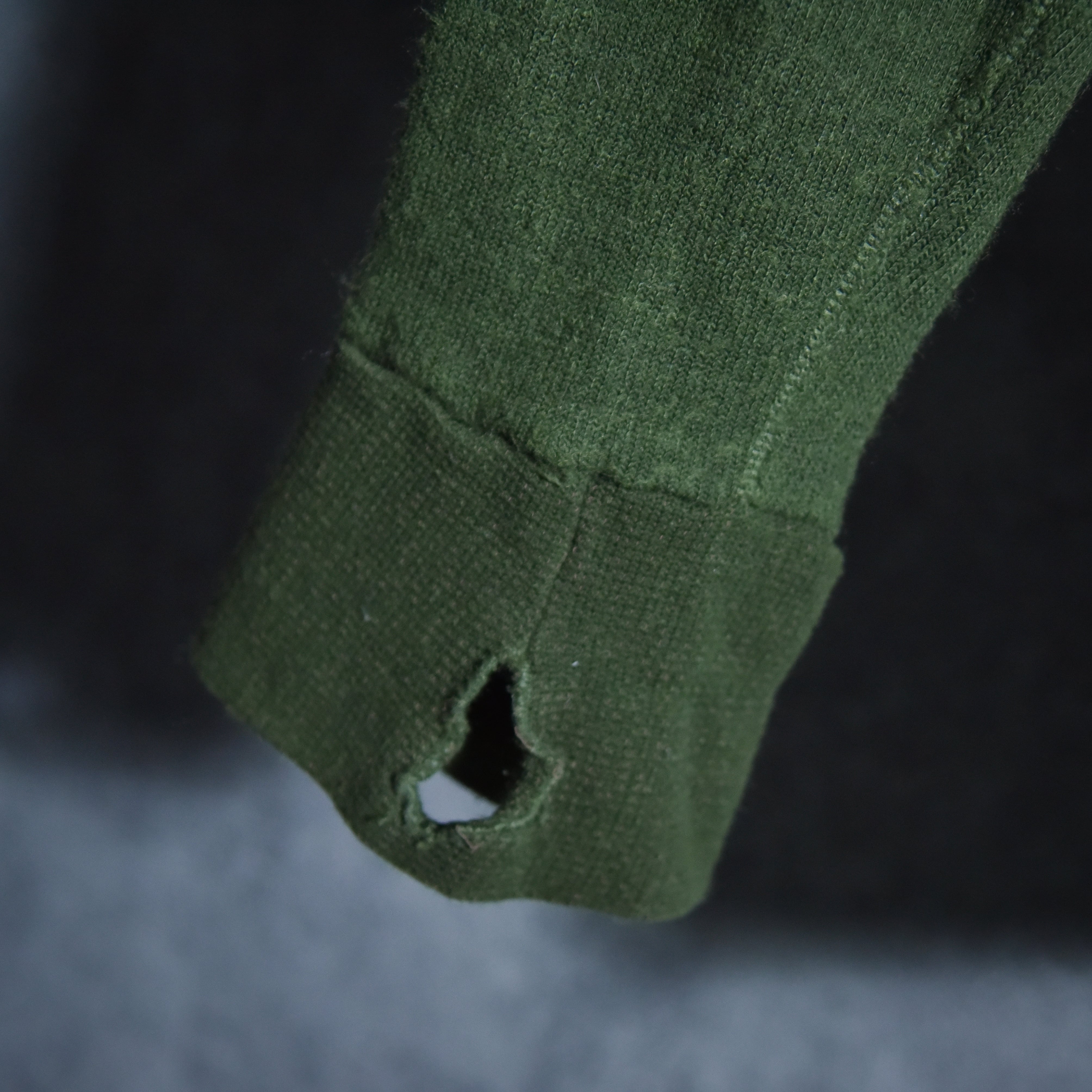 ウールパワー 美品 スウェーデン製 MID LAYER ジップ カーディガン ウールパワー 美品 スウェーデン製 MID LAYER ジップ カーディガン