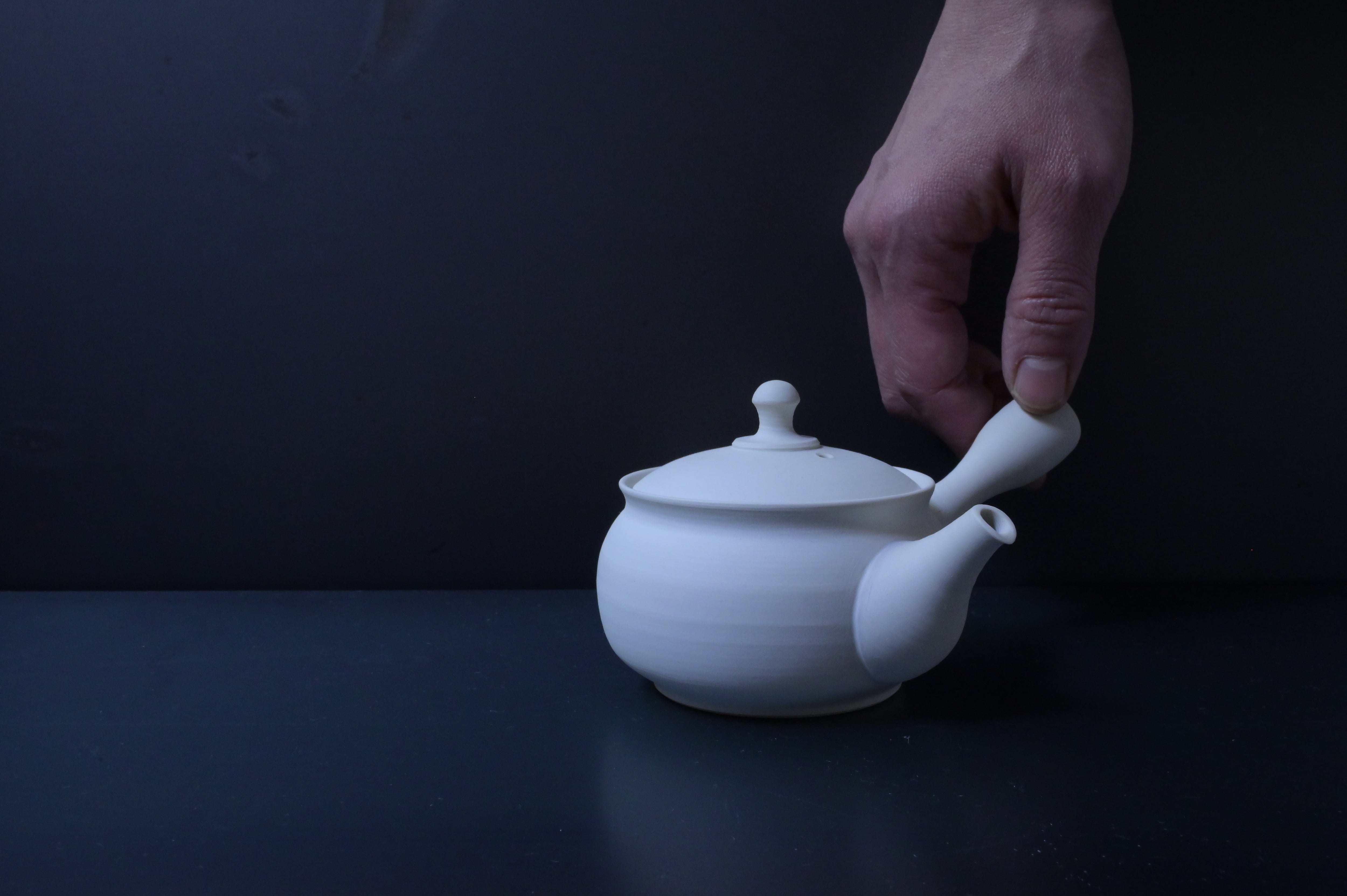 前川淳蔵・白土 焼〆 小丸急須 | 鎌倉倶楽部 茶寮