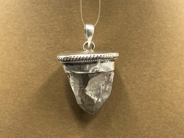 シルバーペンダントトップ（ヒマラヤ水晶）
