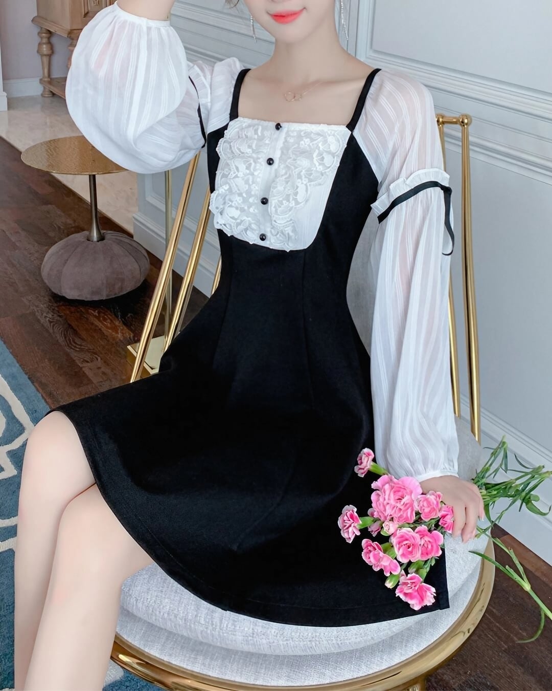 アームリボンフリルレースワンピース 23WP08050