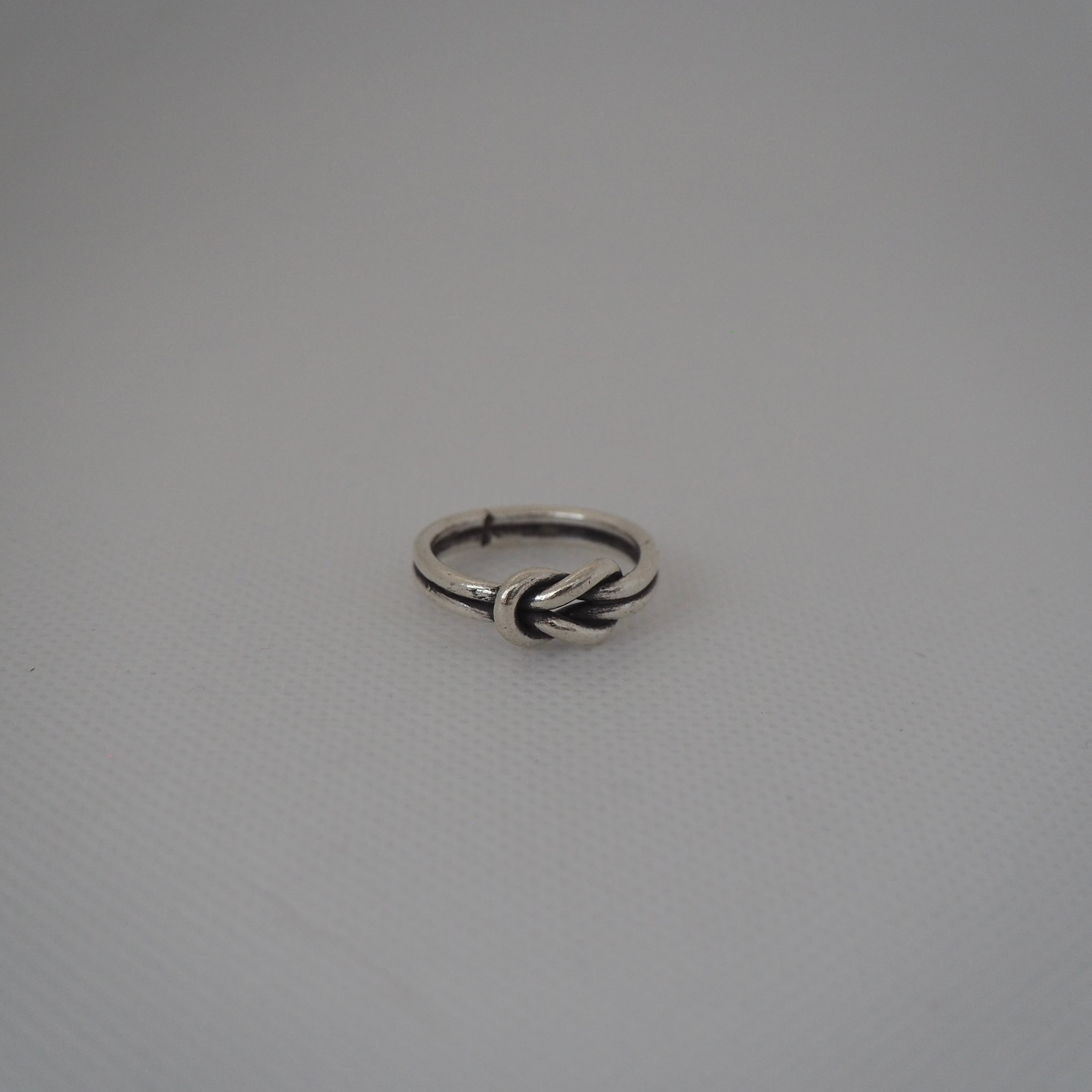 Karen silver , mini knotted ring | BaA-silver-