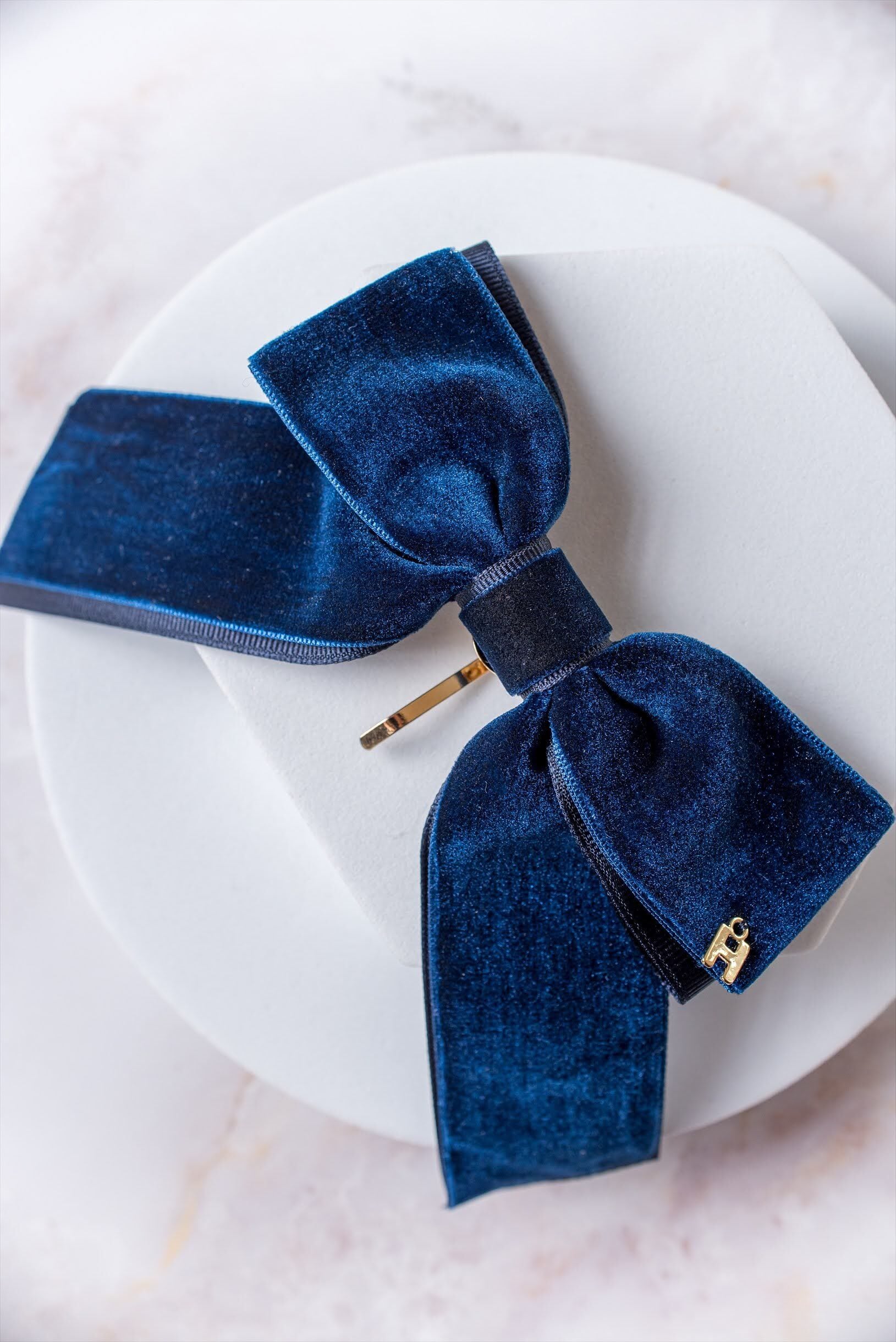 ベロアグログランリボンポニーテールフック | THE HANY 公式オンライン