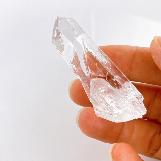 ブラジル産クリスタルポイント21g レインボー ✧麻ポーチ付き✧原石✧水晶ポイント