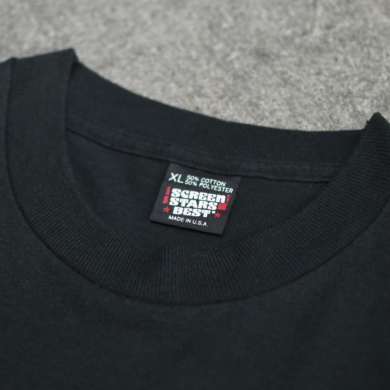 92's husky print long sleeve college tee
