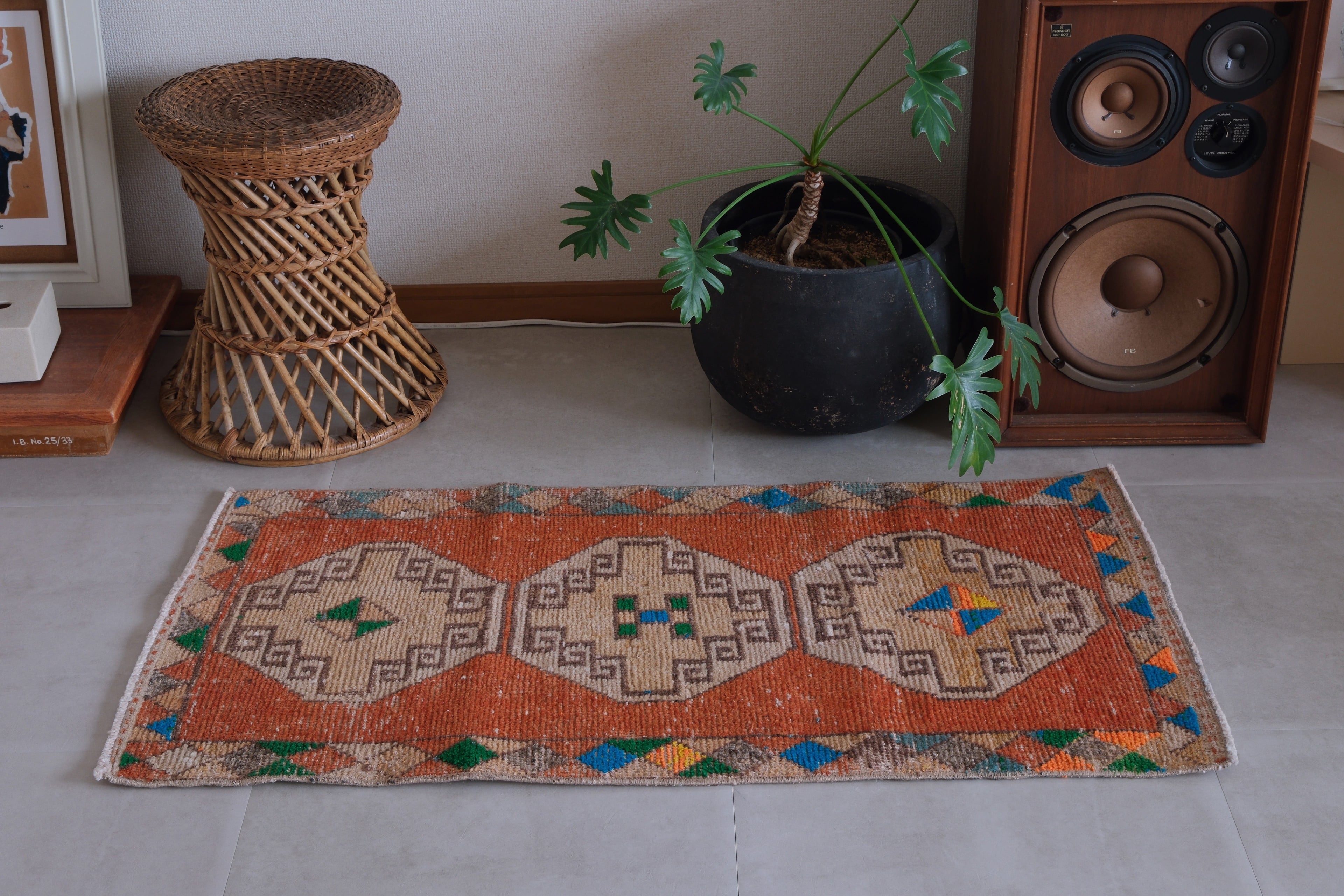 VINTAGE RUG ヴィンテージラグ Vintage Rug 53*107【S125】 | OoKE vintage