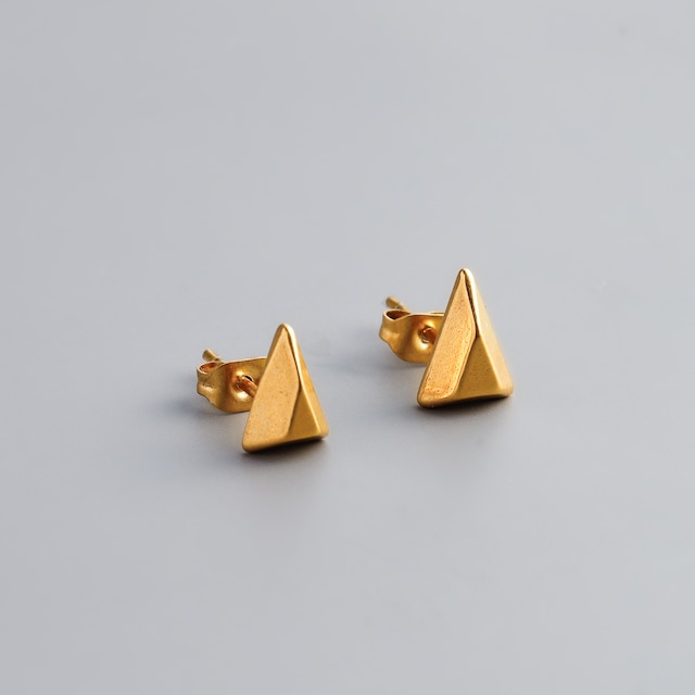 316L petti triangle pierce #p40　