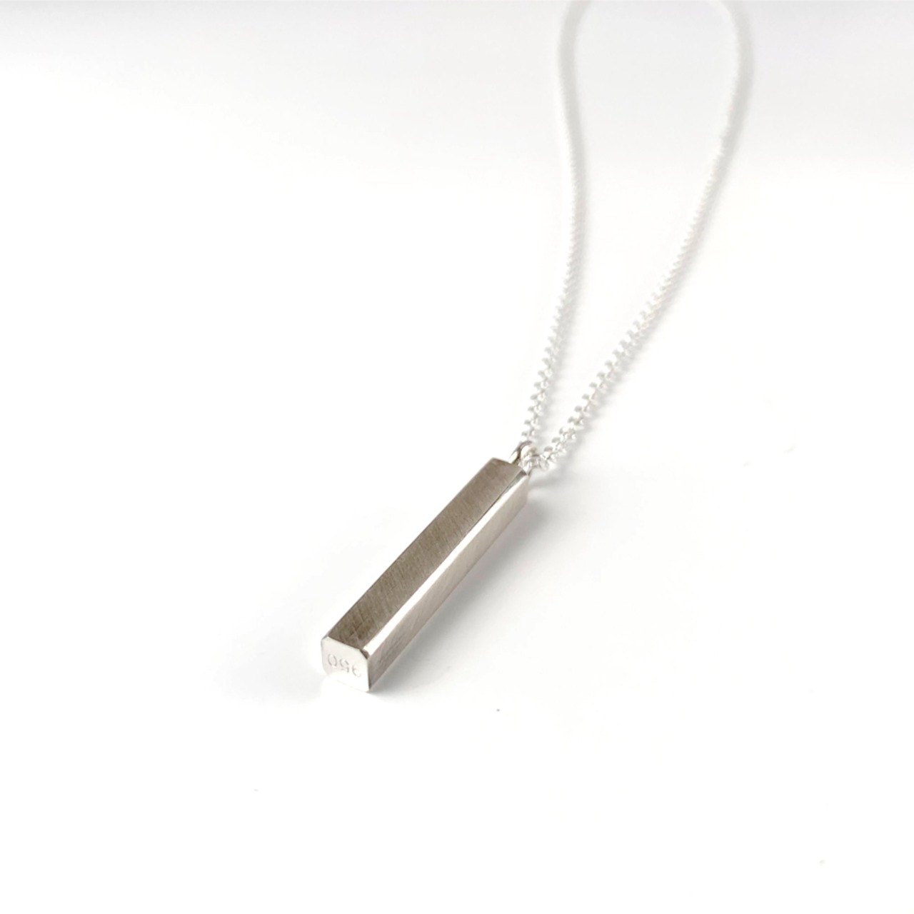 シルバーカットエッジネックレス