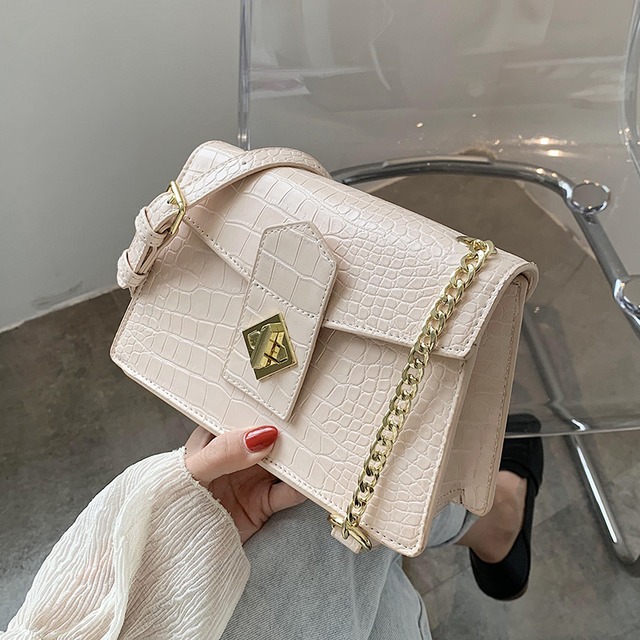 フレンチテクスチャー人気バッグ2020ニューウェーブネットレッドチェーンクロスボディバッグサマーワイルドレディースモールスクエアバッグ Tiancai_Wing_Bag2722107