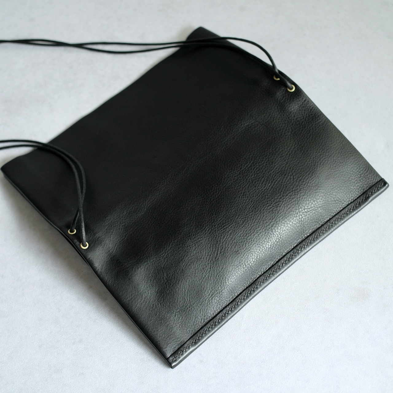MT SHOULDER BAG 01 BLACK