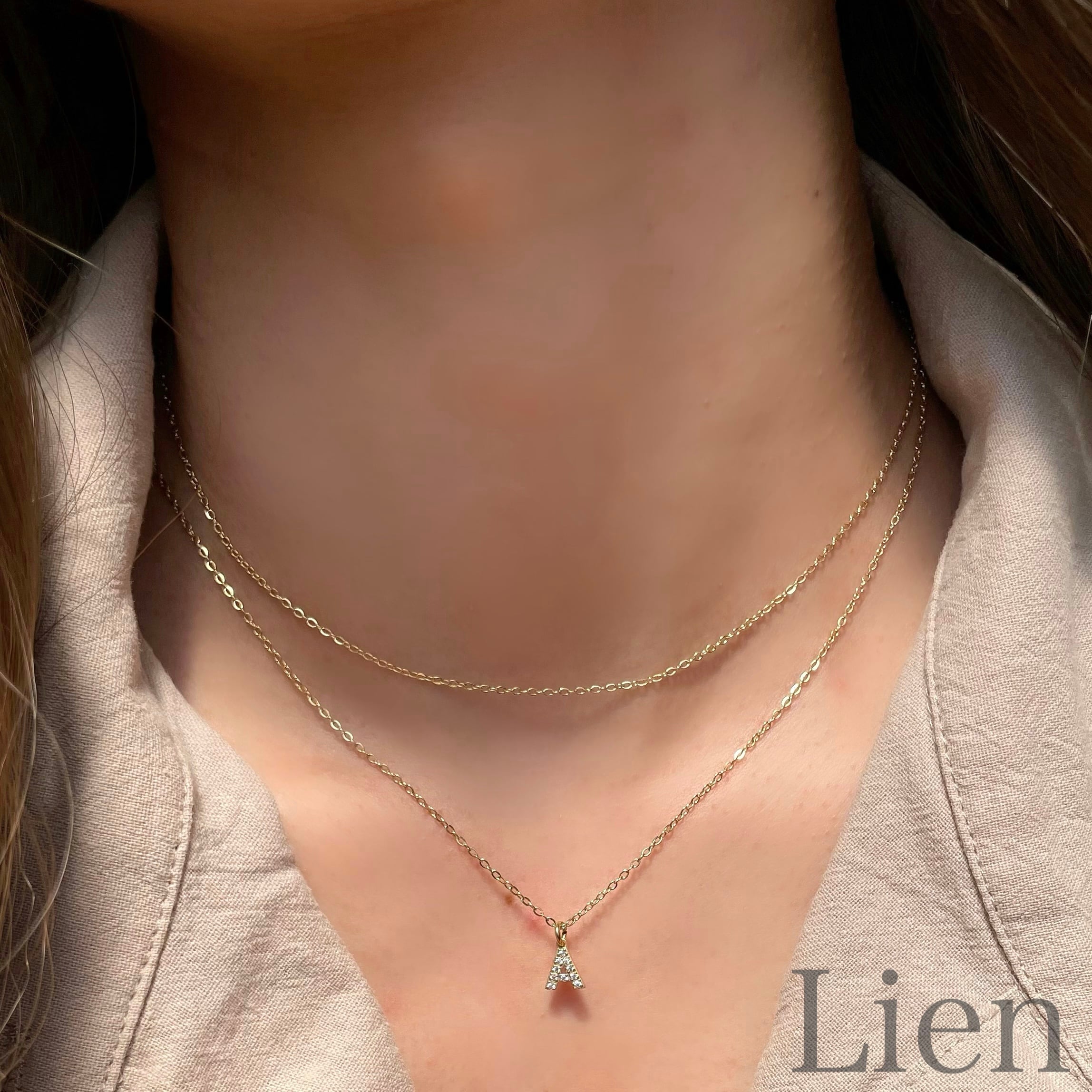 「Lian（リアン）」のダイヤモンドネックレス CZダイヤモンド 小さな イニシャル ネックレス◇つけっぱなし!OK