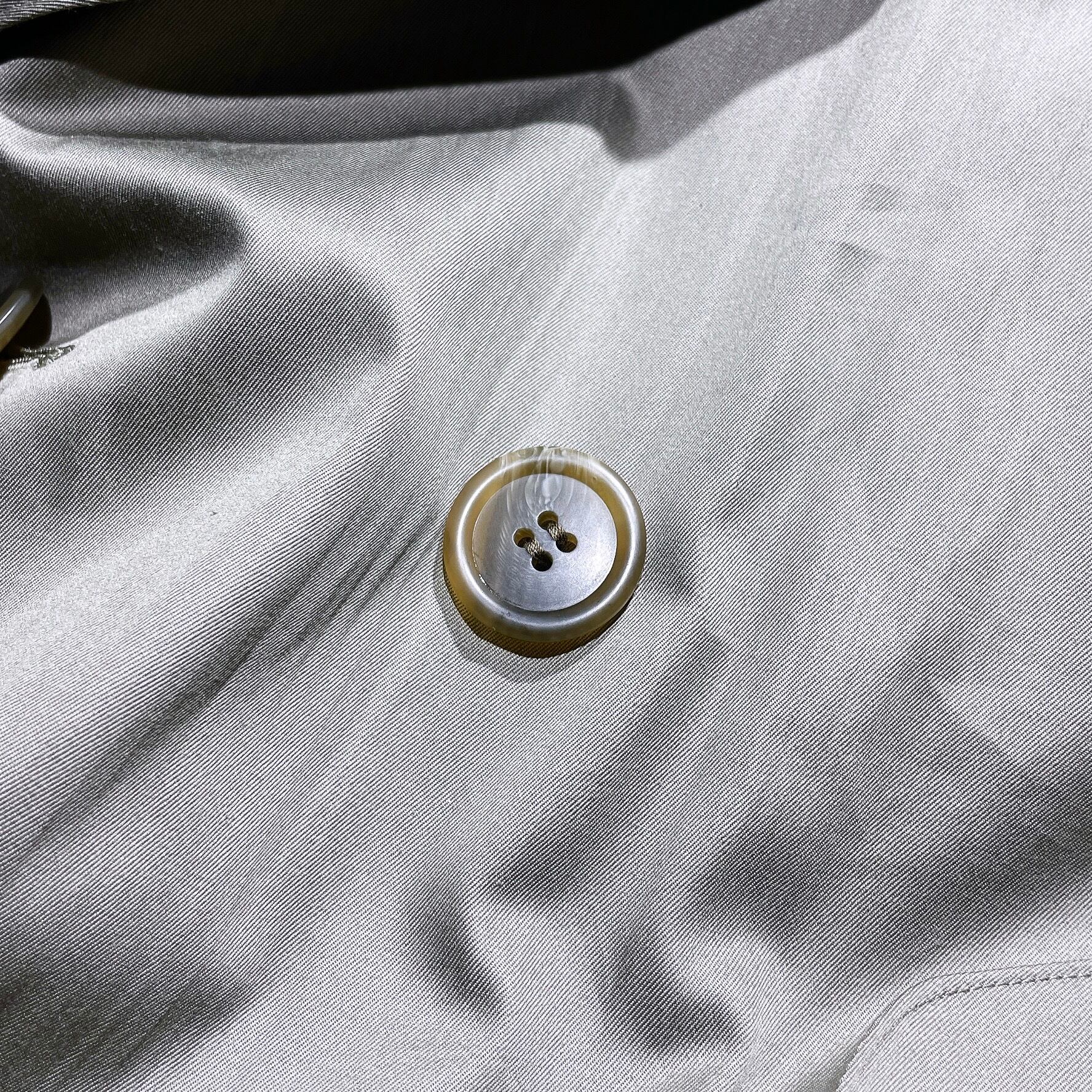 1970- 80s ” Old Burberrys ” Beautiful silhouette Special vintage trench coat