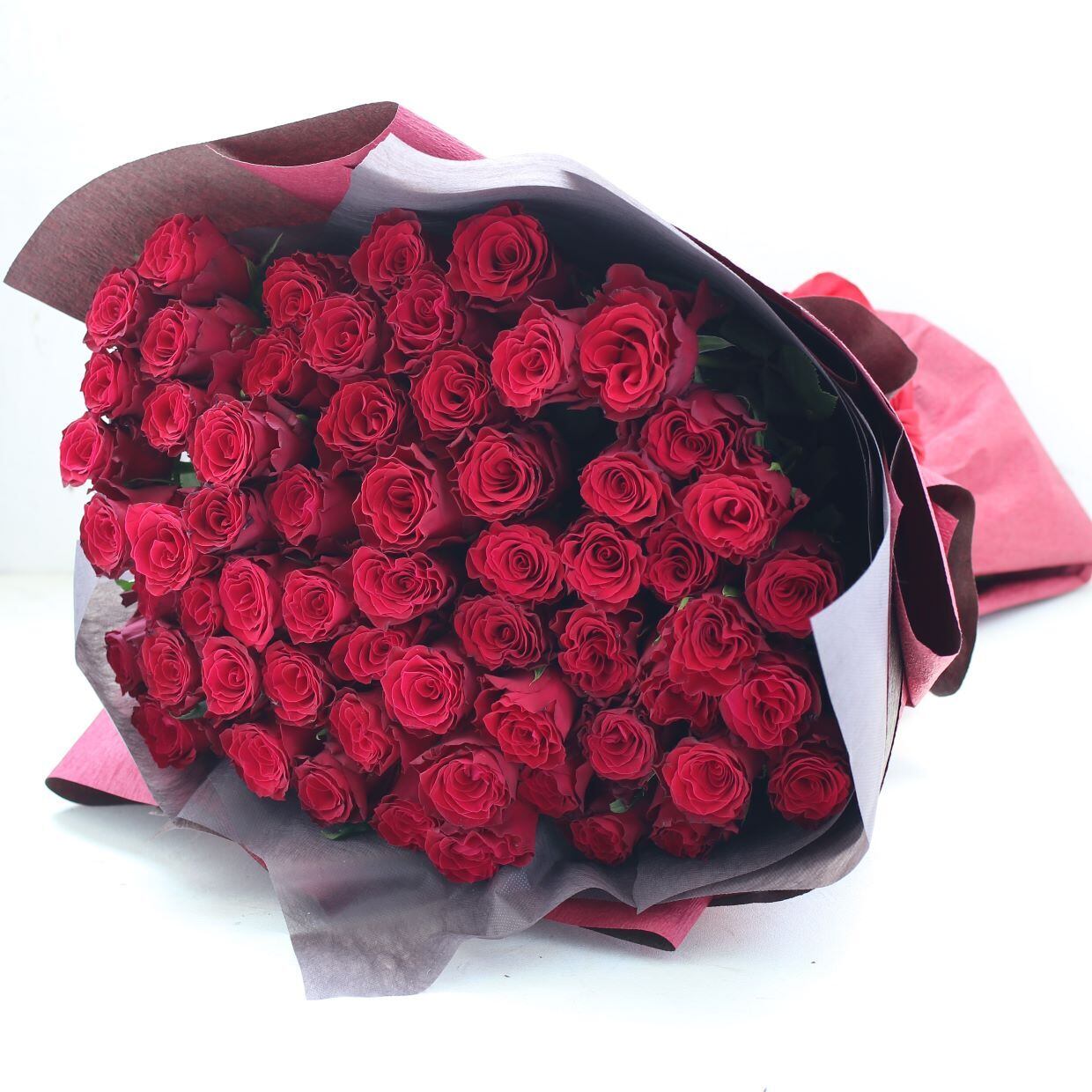 還暦祝い赤バラ花束 還暦祝い用/2週間前オーダー必須】60本の赤薔薇の花束 | natural