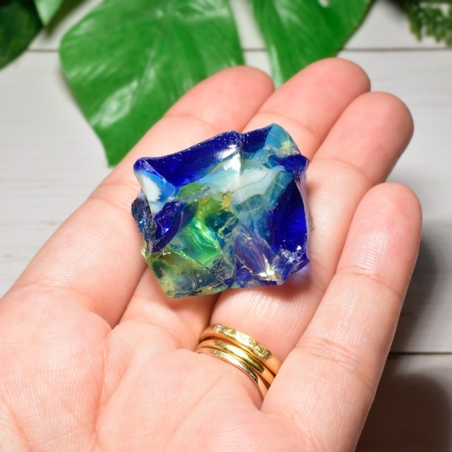 《虹入り》シエラネバダ産 アンダラクリスタル原石 " ウォータードラゴン "