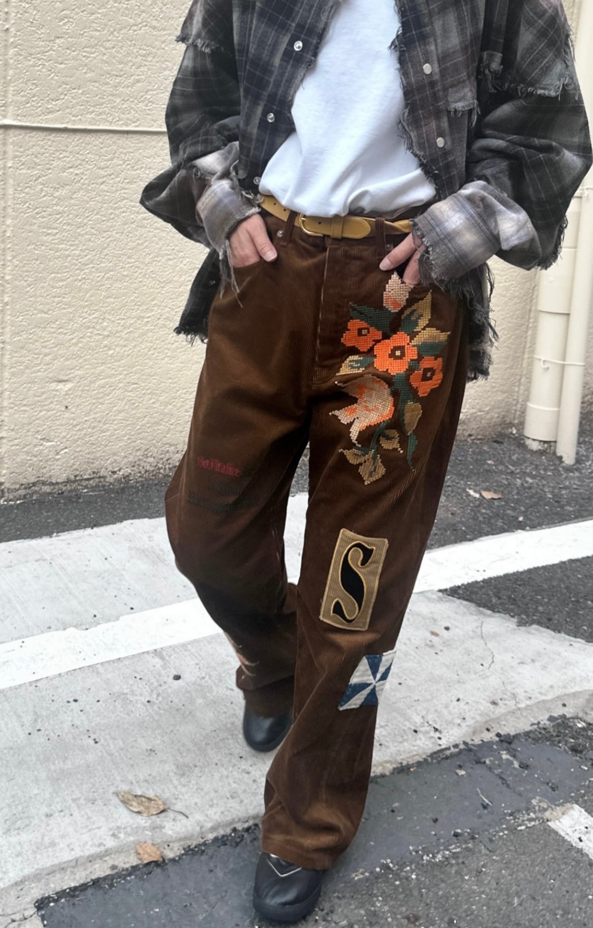 KHOKI  [EMBROIDERY DESIGN PANTS]