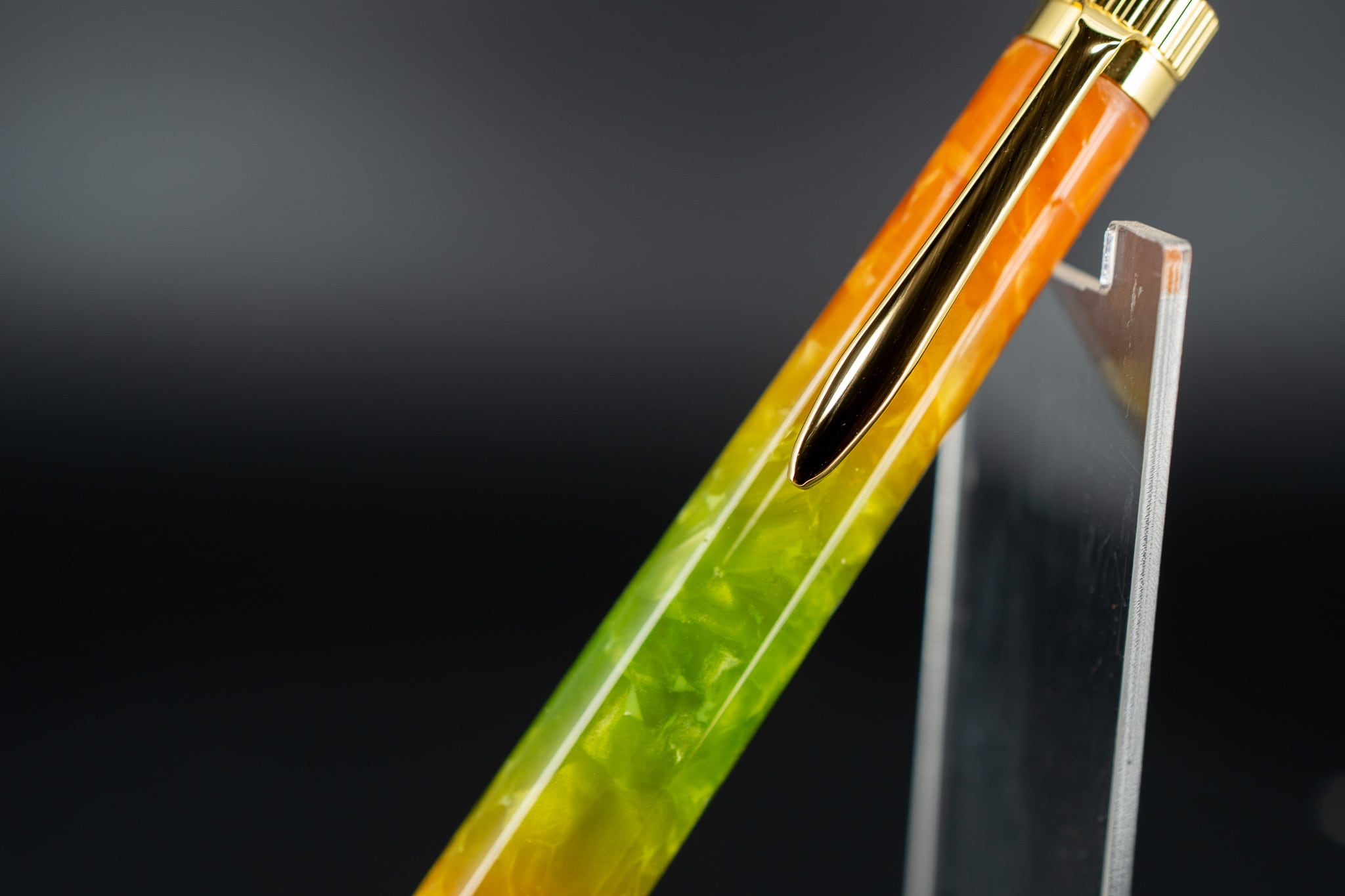 ※アクリル樹脂 gold BP