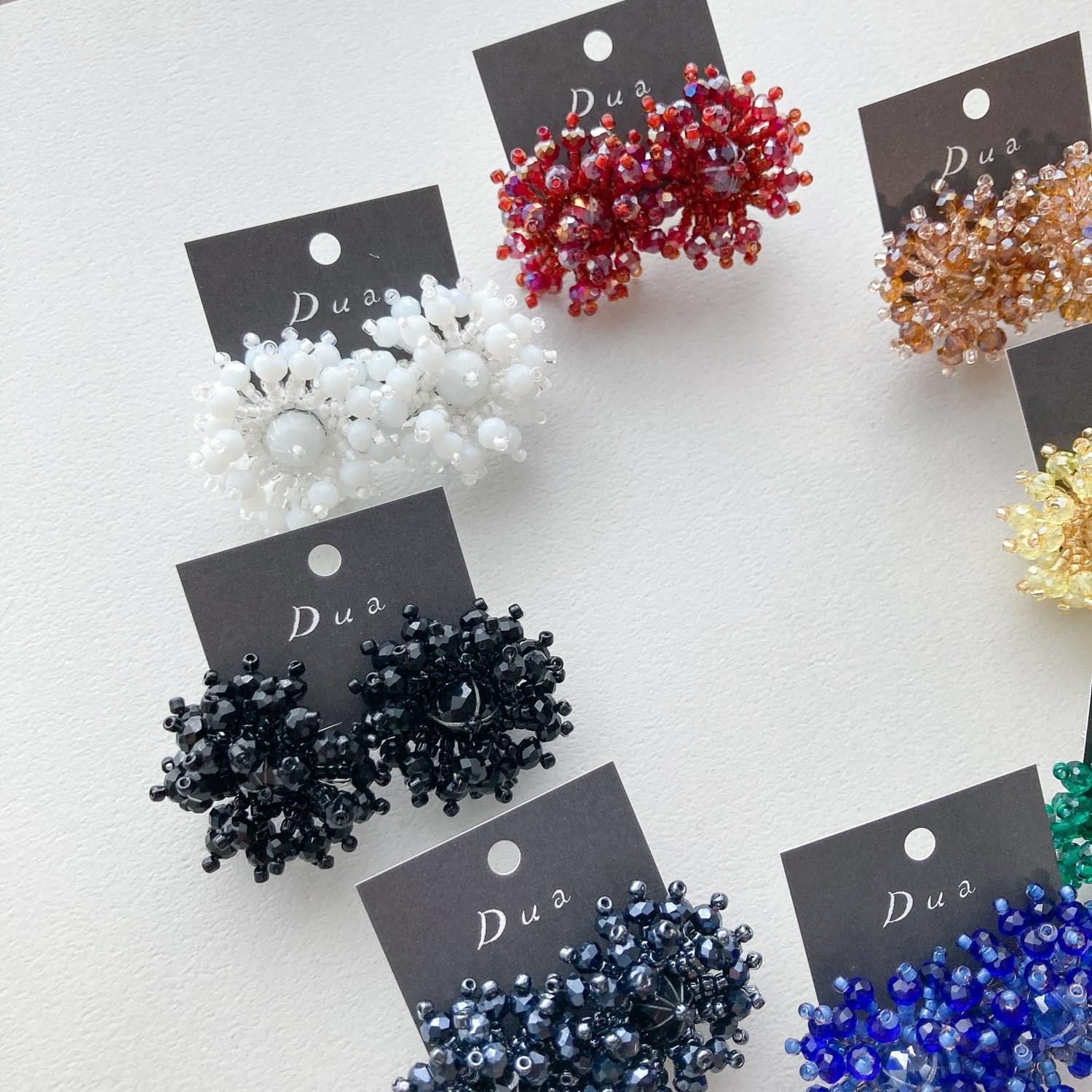 Duaオリジナル 立体お花ビーズワークカボション〈ピアス/イヤリング