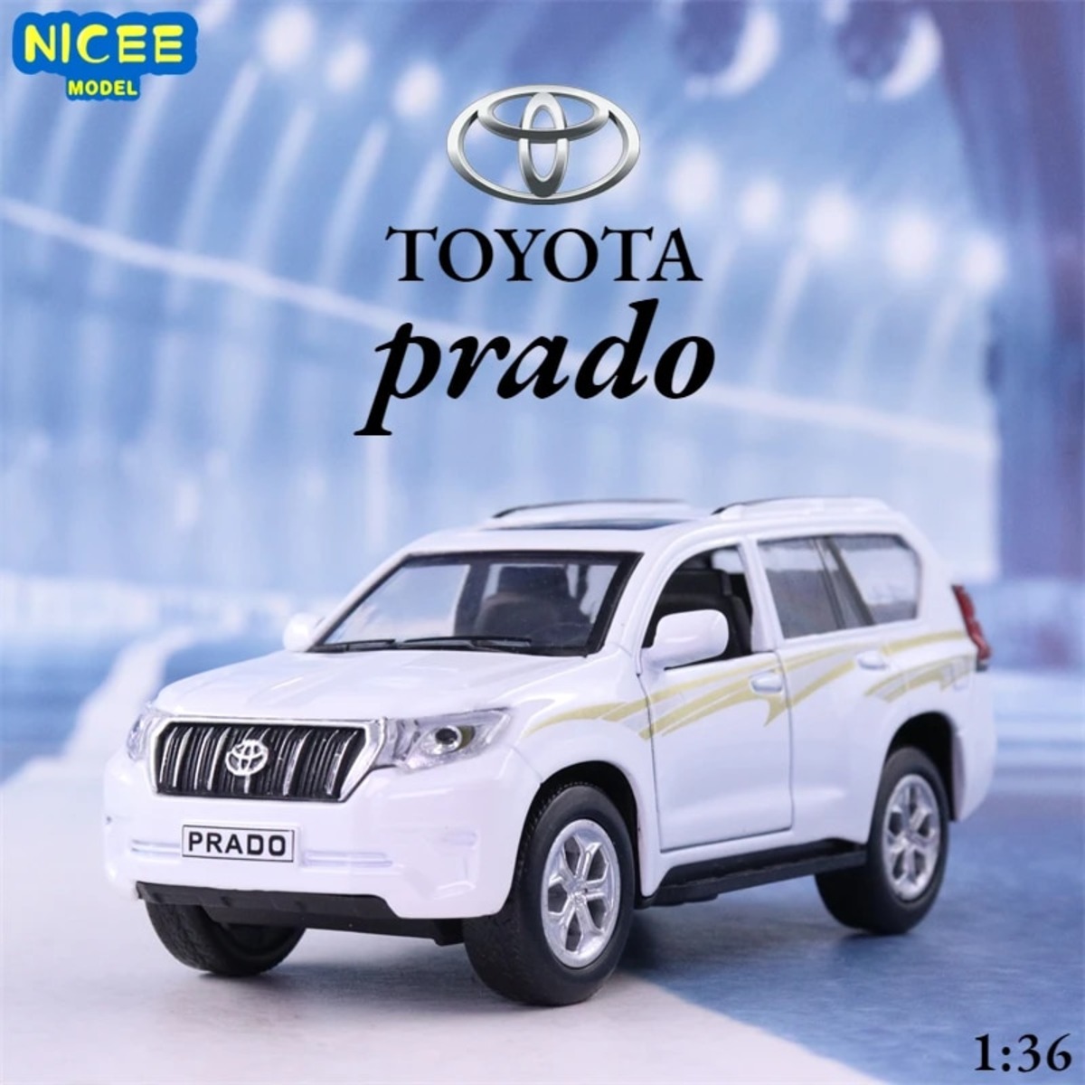 1/36 トヨタ Toyota ランドクルーザー プラド LAND CRUISER PRADO 白