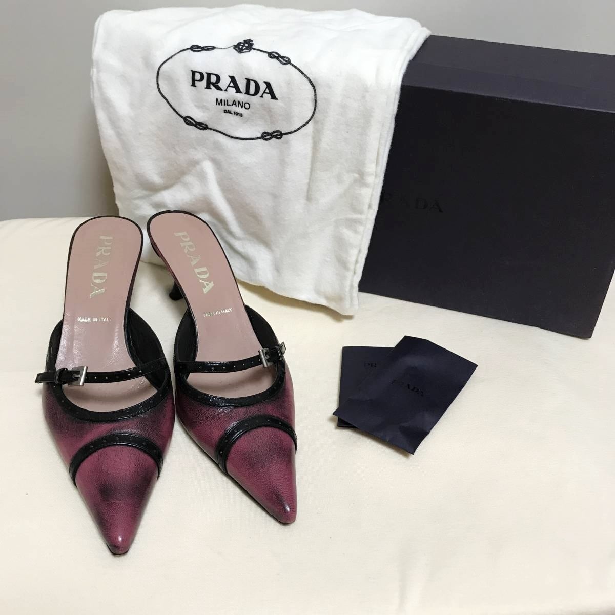 美品　PRADA　ブラック　スエードパンプス24㎝