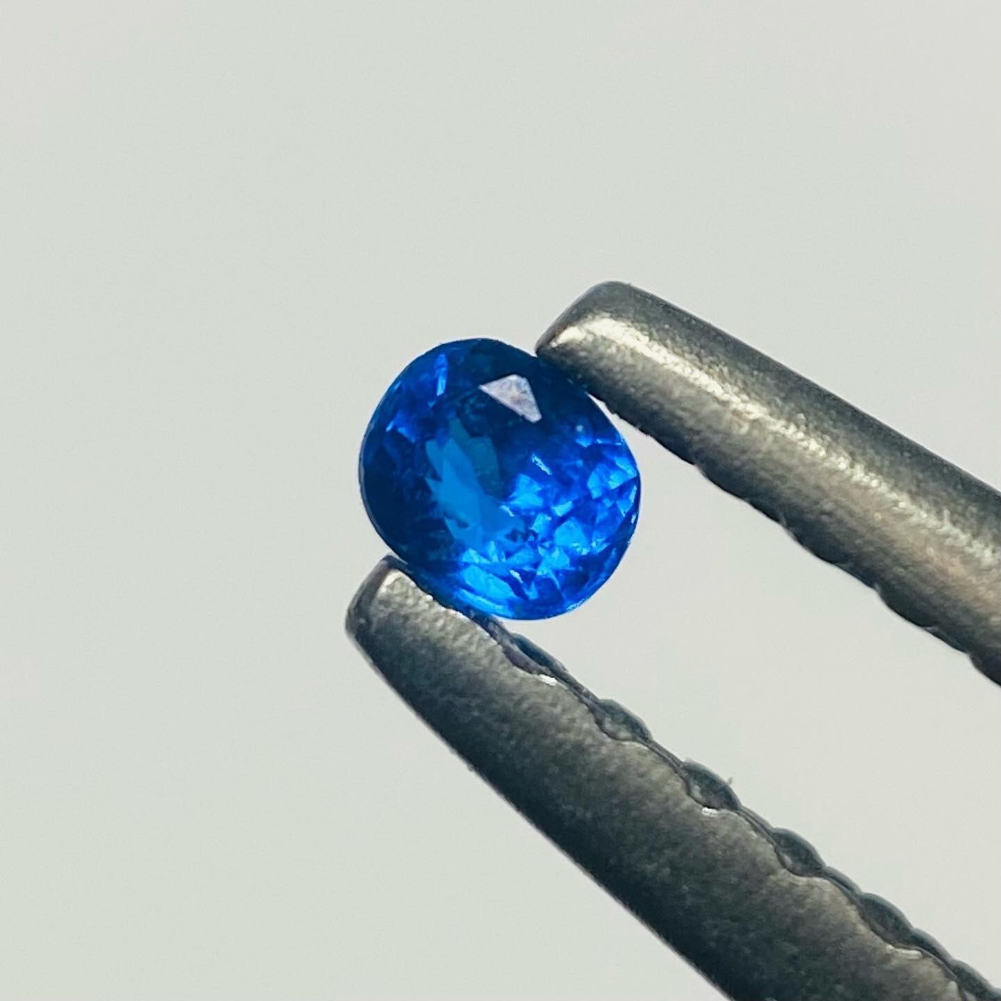 超希少! コバルトスピネル2