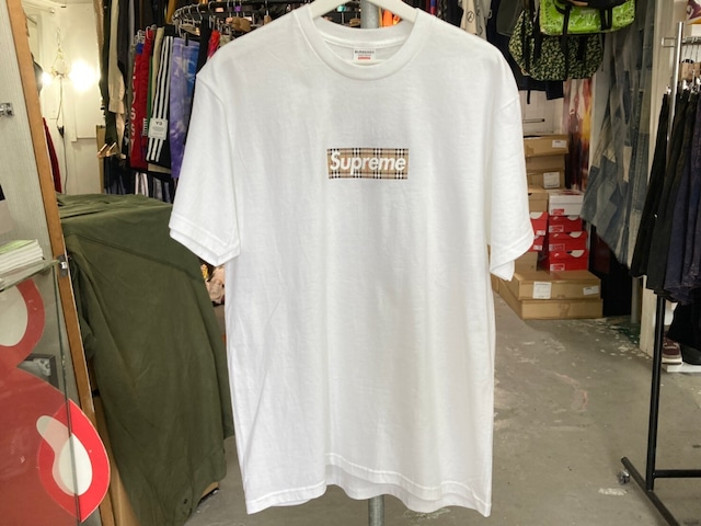 Supreme × BURBERRY BOX LOGO TEE MEDIUM WHITE 47297