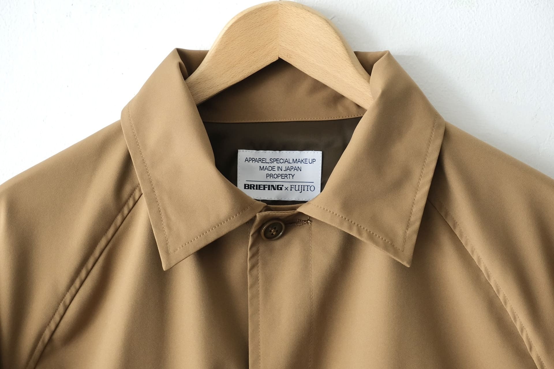 BRIEFING × FUJITO Jungle Fatigue Coat Coyote | Directors Web