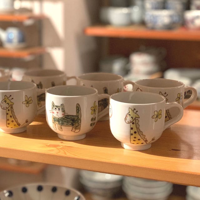 砥部焼／輝山窯】こども食器・マグ（きりん） | 砥部焼専門店／砥部焼