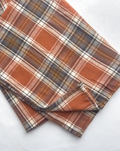 ”即納"[Brown]tartan check table cloth 140×180: ブラウン　テラコッタ　タータンチェック 秋　テーブルクロス 背景布 布 チェック  撮影用