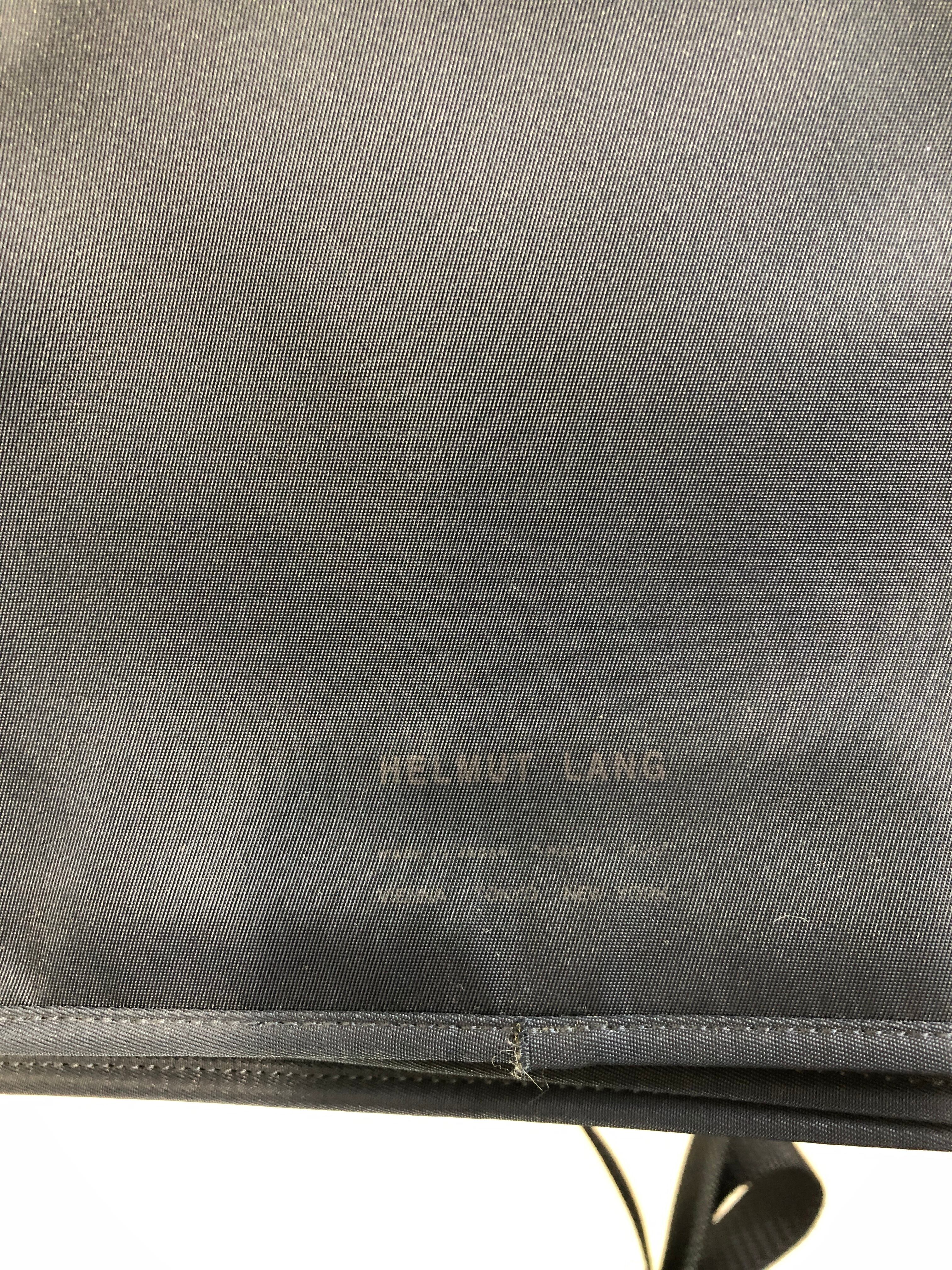 040901●  HELMUT LANG ショルダーバッグ ネイビー ヘルムート