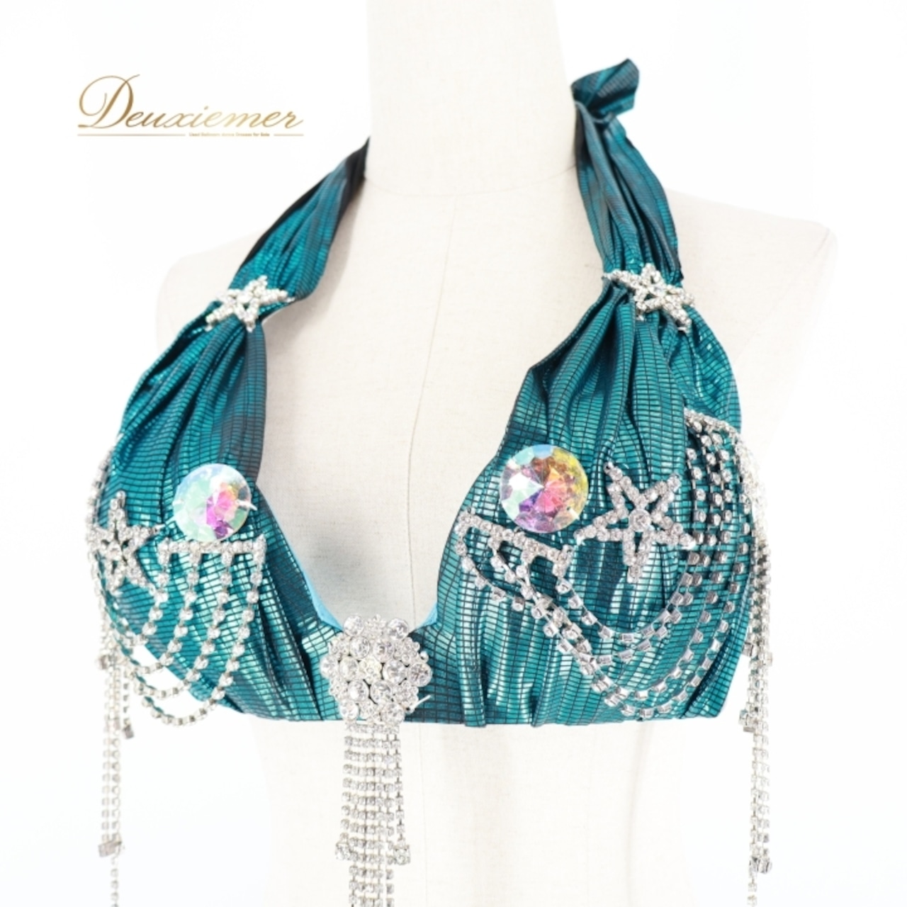 ベリーダンス オリエンタル 衣装 上下セット グリーン系 トップス スカート アーム アーム飾り ラインストーン フリンジ 星 キラキラ 緑 かわいい 光沢 スリット 豪華 装飾 華やか 鮮やか ダンス衣装 イベント ステージ 腕飾り