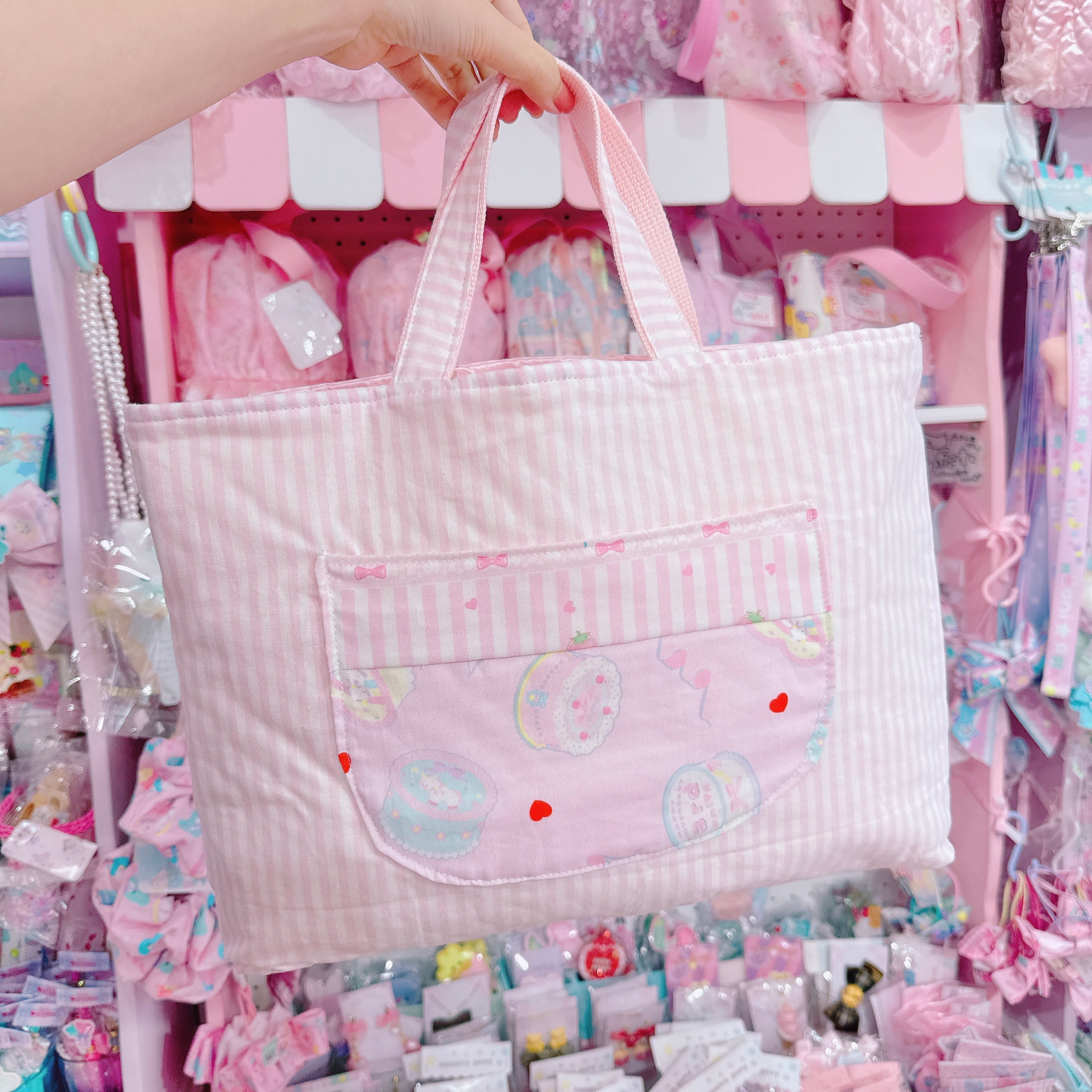 【F1】74-8キルティング絵本バッグ